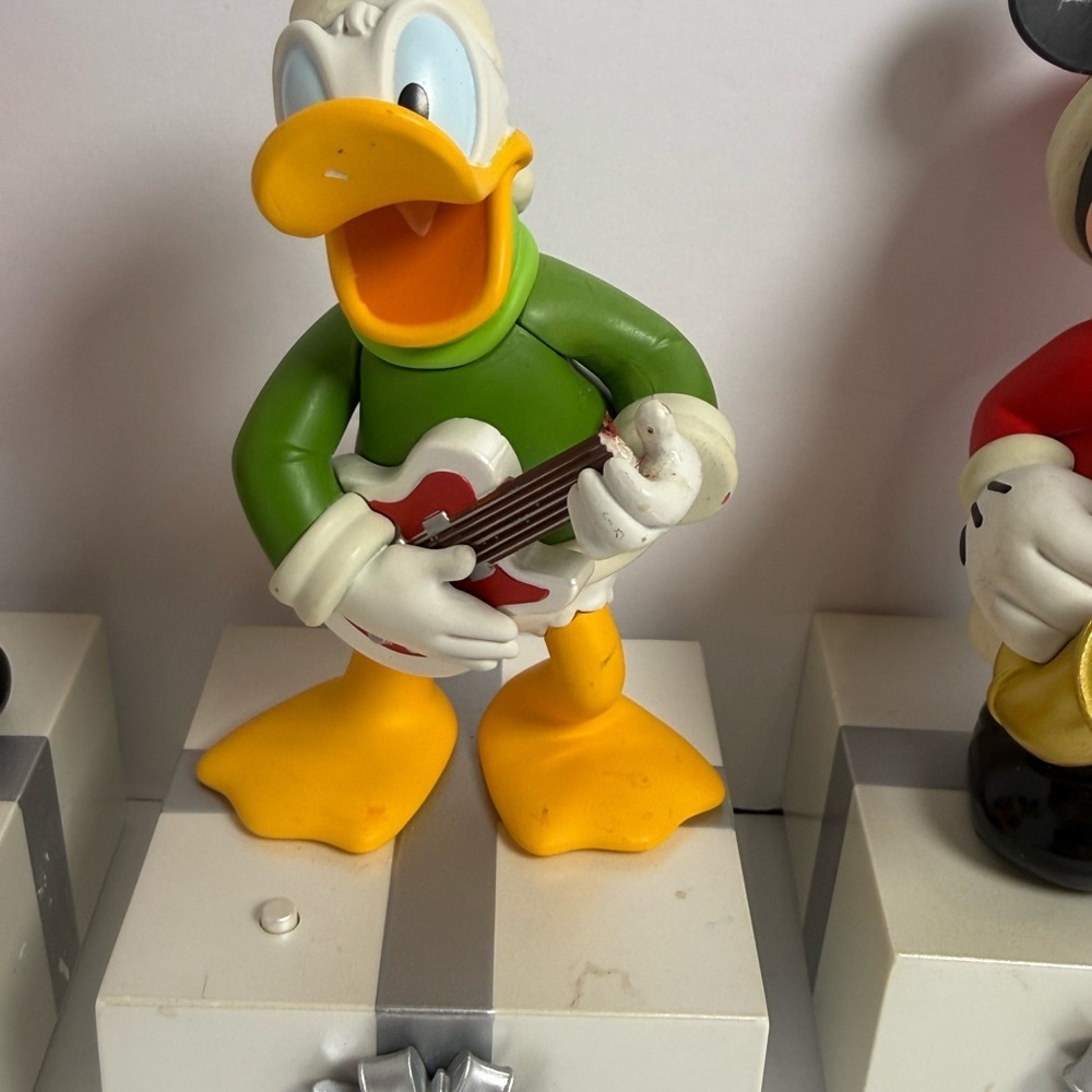 Lot Of 3 Hallmark Disney Mickey’s Wireless Mickey Mouse Donald Duck NOT WORKING - Picture 3 of 9